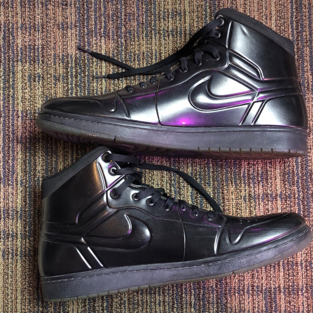 Nike Black Anodized Sz 15 High Top Shoe